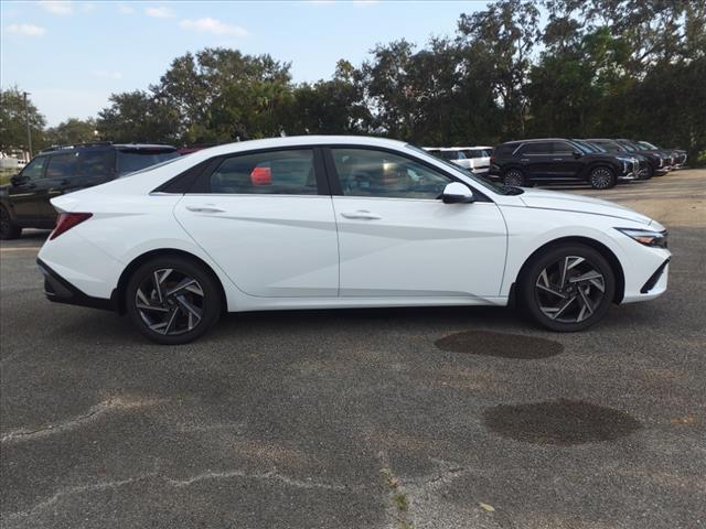 new 2025 Hyundai Elantra car, priced at $27,820