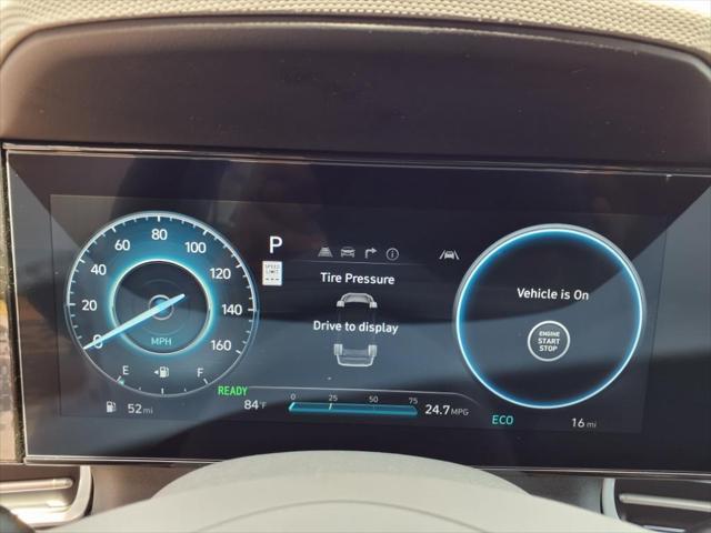 new 2025 Hyundai Elantra car, priced at $28,528