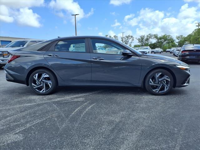 new 2025 Hyundai Elantra car, priced at $28,528
