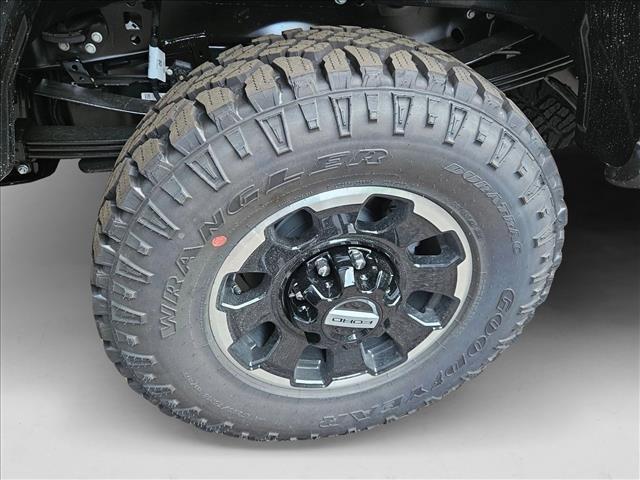 new 2025 Ford F-250 car, priced at $91,942