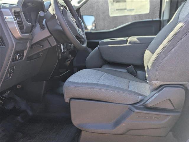 new 2024 Ford F-150 car, priced at $40,022
