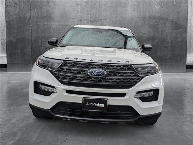 new 2024 Ford Explorer car, priced at $43,449