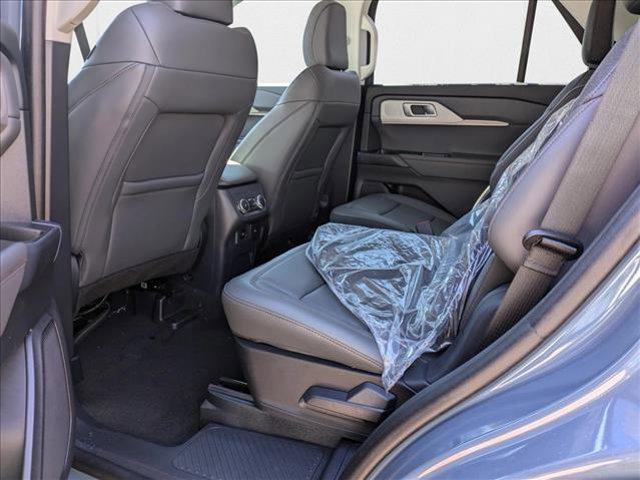 new 2025 Ford Explorer car, priced at $43,427