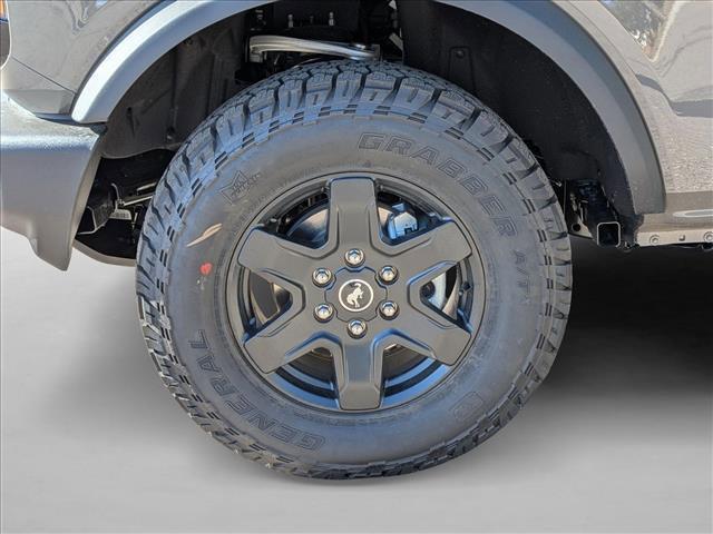 new 2025 Ford Bronco car, priced at $46,403