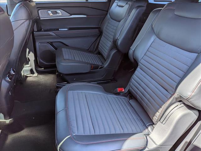 new 2025 Ford Explorer car, priced at $48,676