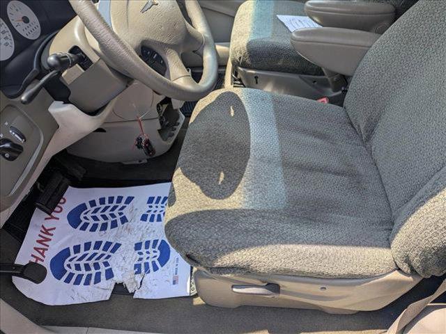used 2006 Chrysler Town & Country car, priced at $8,333