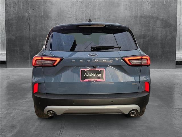new 2025 Ford Escape PHEV car, priced at $34,052