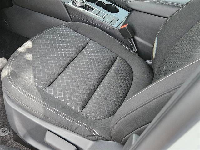 new 2025 Ford Escape car, priced at $25,799