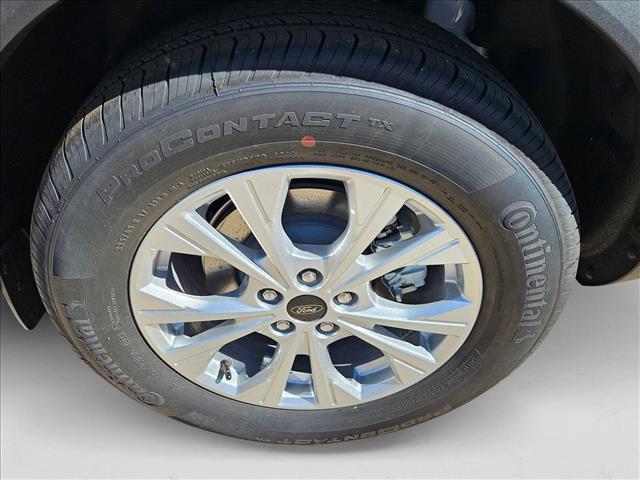 new 2025 Ford Escape car, priced at $25,799