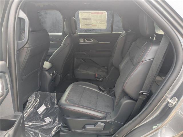 new 2025 Ford Explorer car, priced at $59,332