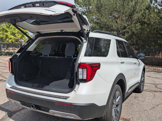 new 2025 Ford Explorer car, priced at $49,884