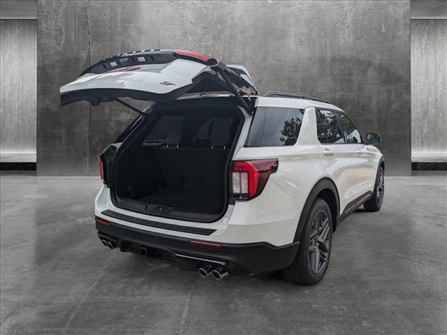 new 2025 Ford Explorer car, priced at $59,057