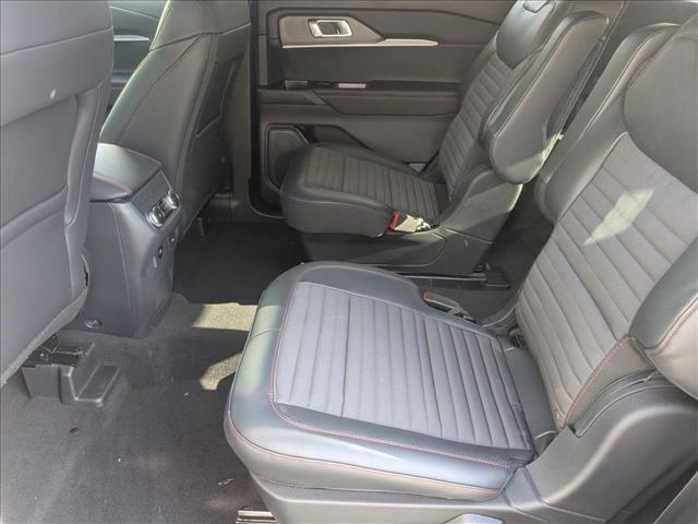 new 2025 Ford Explorer car, priced at $44,428