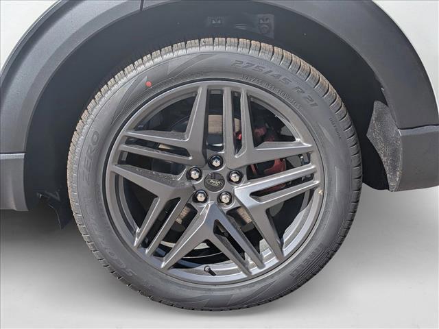 new 2025 Ford Explorer car, priced at $55,875