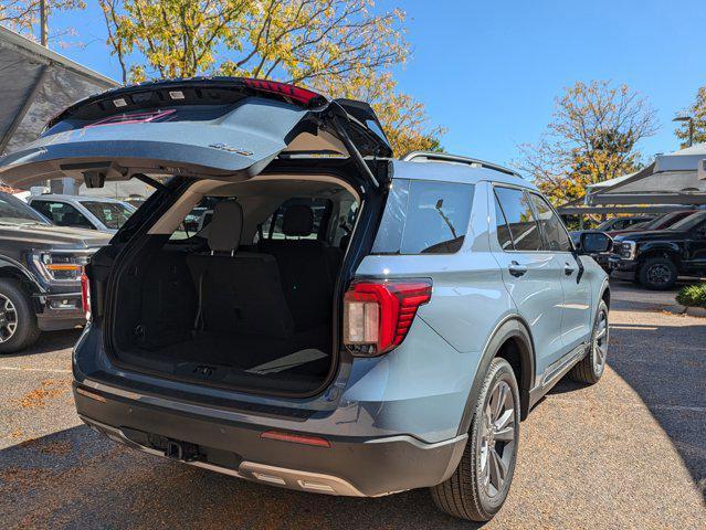 new 2025 Ford Explorer car, priced at $49,584