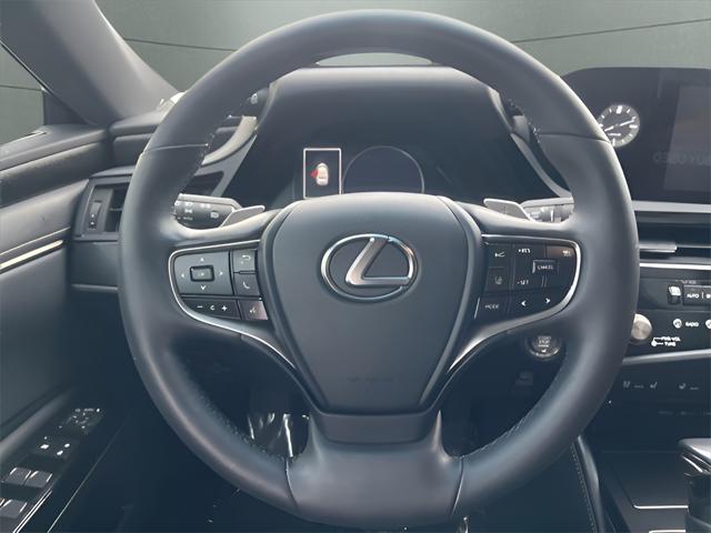 used 2022 Lexus ES 350 car, priced at $34,900