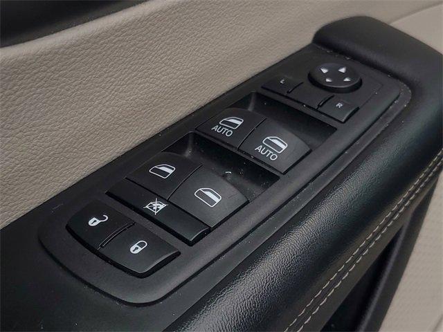used 2023 Chrysler Pacifica car, priced at $22,500