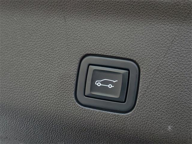 used 2022 Chevrolet Tahoe car, priced at $41,900