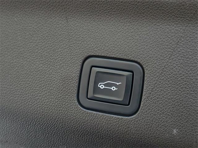 used 2022 Chevrolet Tahoe car, priced at $38,900