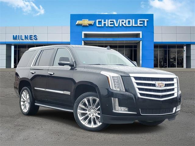 used 2019 Cadillac Escalade car, priced at $26,900