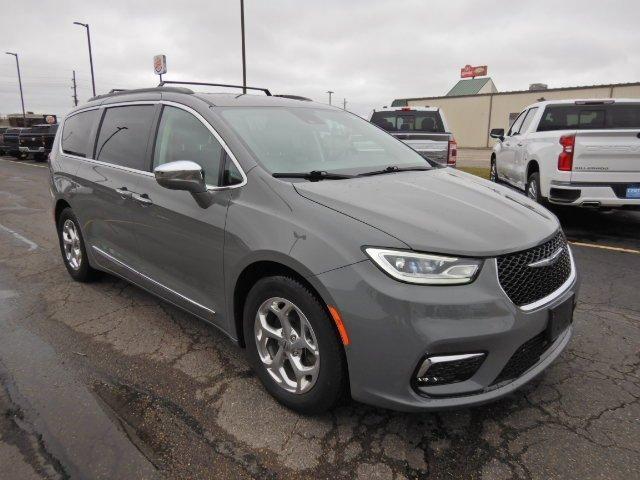 used 2022 Chrysler Pacifica car, priced at $27,900