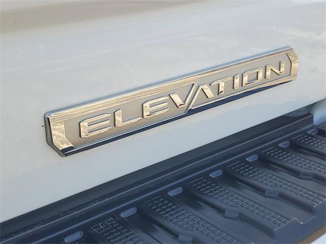 used 2022 GMC Sierra 1500 car, priced at $36,900