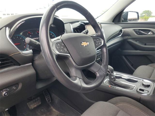 used 2021 Chevrolet Traverse car, priced at $23,900