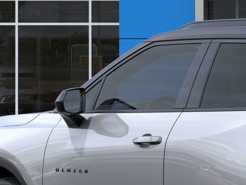 new 2025 Chevrolet Blazer car, priced at $38,633
