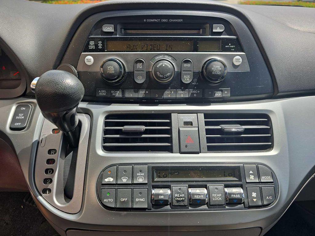used 2009 Honda Odyssey car, priced at $3,900