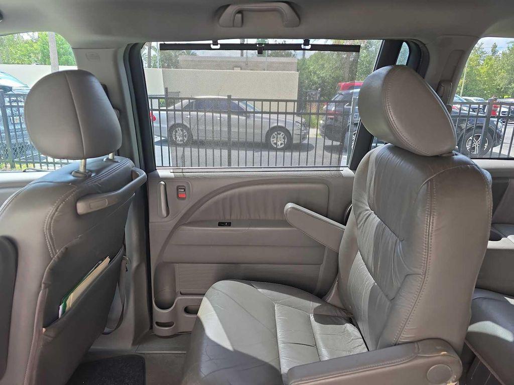 used 2009 Honda Odyssey car, priced at $3,900