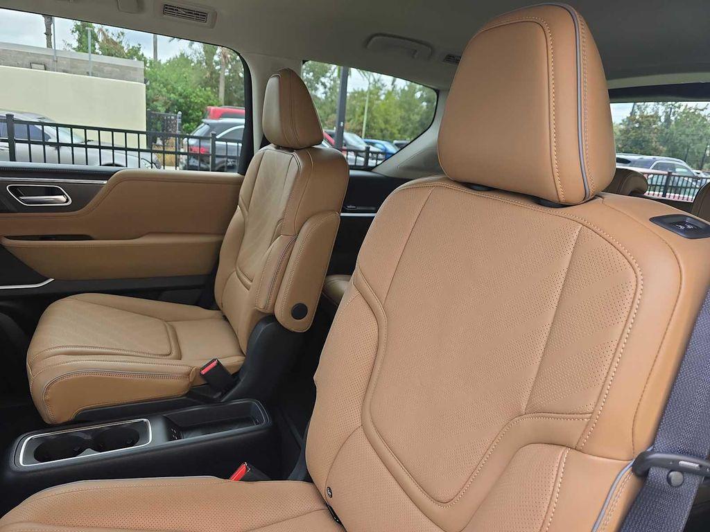 new 2026 INFINITI QX80 car, priced at $98,480