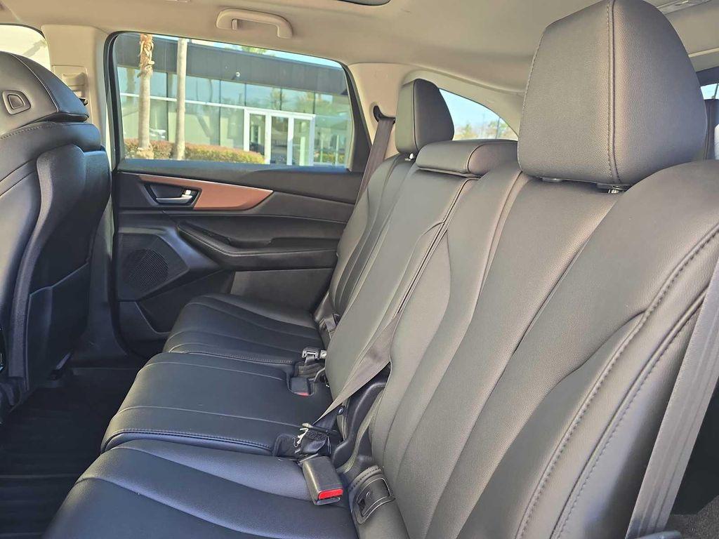 used 2022 Acura MDX car, priced at $32,900