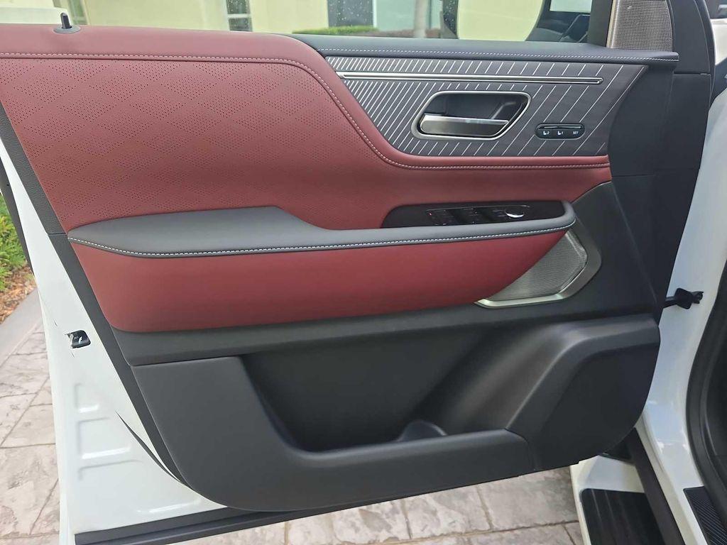 new 2026 INFINITI QX80 car, priced at $108,860