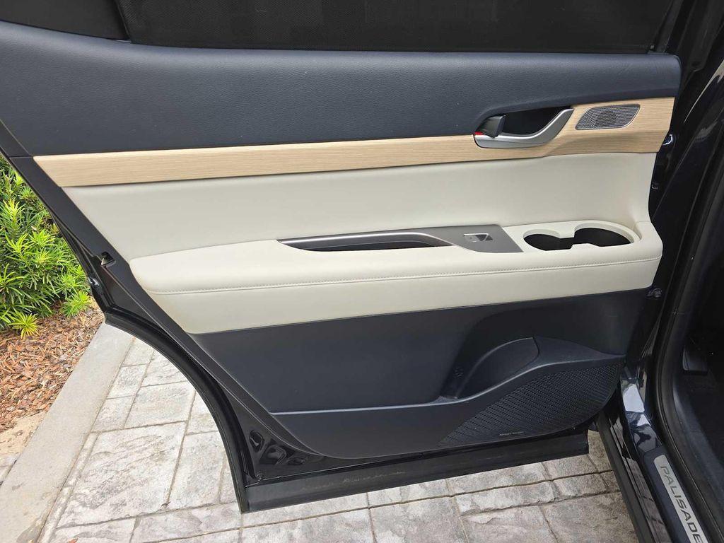 used 2024 Hyundai Palisade car, priced at $29,990