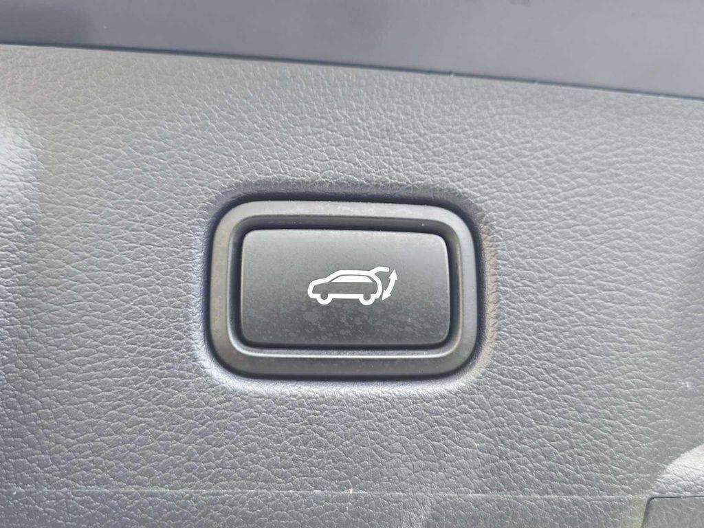 used 2024 Hyundai Palisade car, priced at $29,990