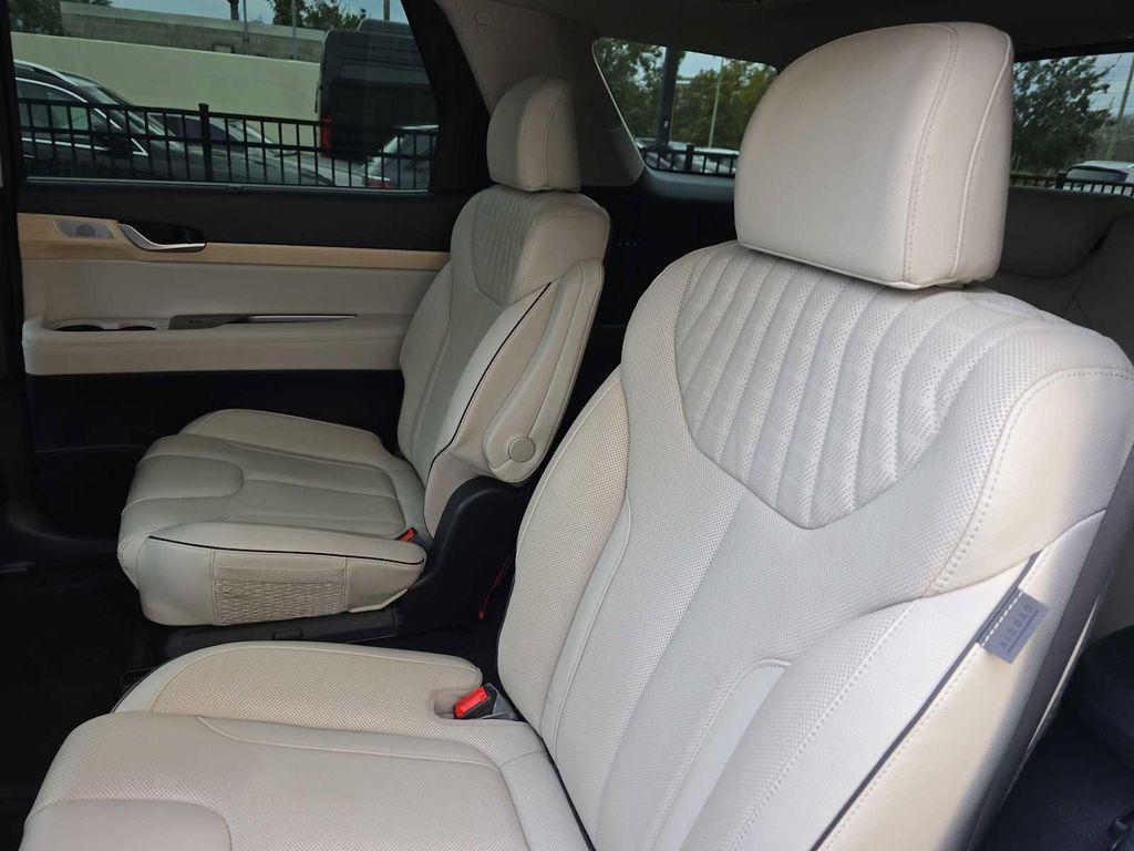 used 2024 Hyundai Palisade car, priced at $29,990