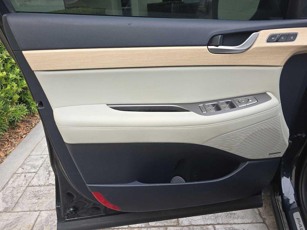 used 2024 Hyundai Palisade car, priced at $29,990