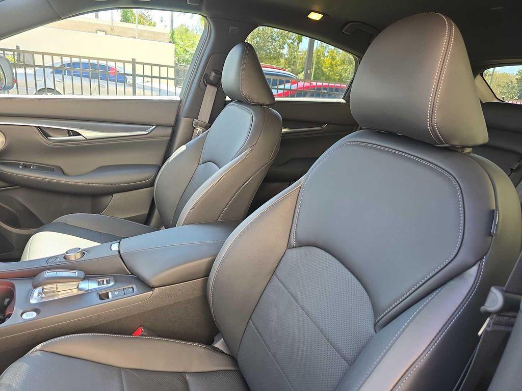 used 2025 INFINITI QX55 car, priced at $43,900