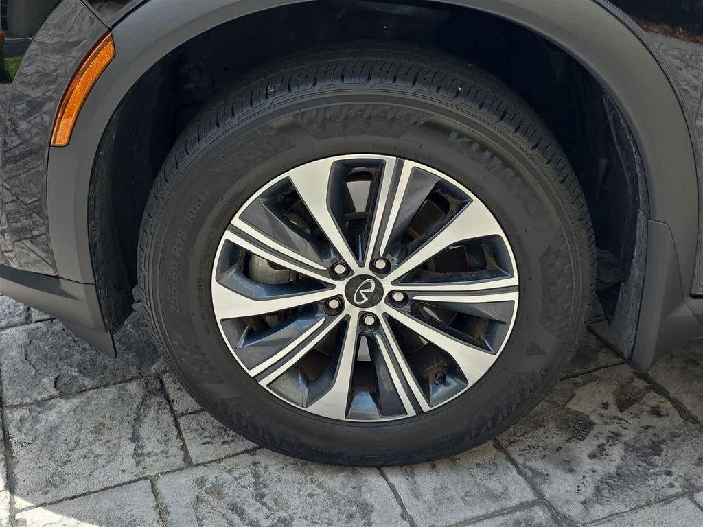 used 2024 INFINITI QX60 car, priced at $36,900