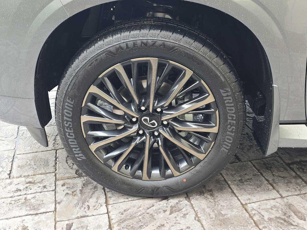 new 2026 INFINITI QX80 car, priced at $116,955