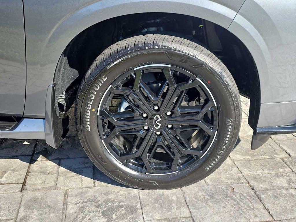 new 2026 INFINITI QX80 car, priced at $107,475
