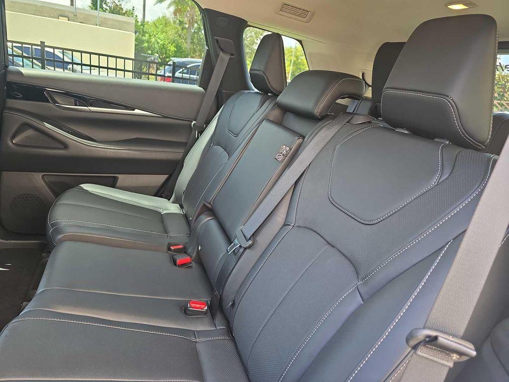 used 2024 INFINITI QX60 car, priced at $37,700
