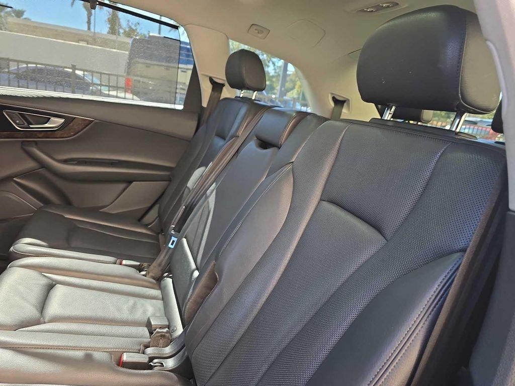 used 2018 Audi Q7 car, priced at $17,500