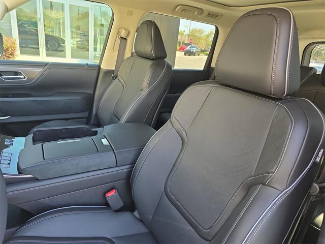 new 2025 INFINITI QX80 car, priced at $88,741