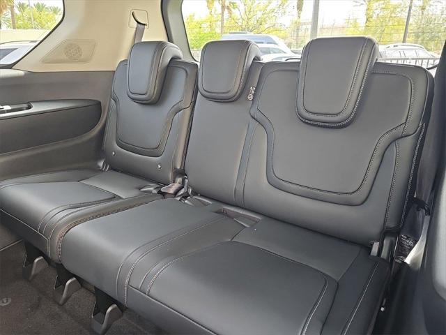 new 2025 INFINITI QX80 car, priced at $82,637