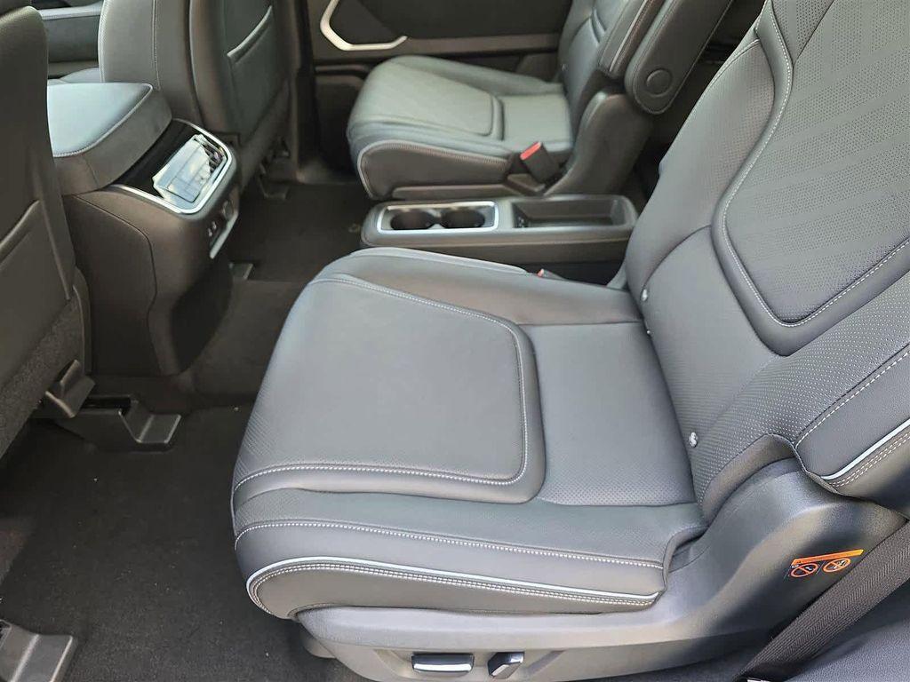 new 2025 INFINITI QX80 car, priced at $76,095