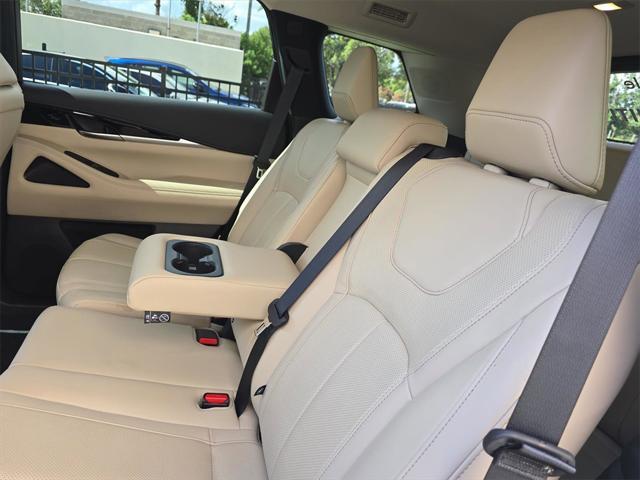 used 2024 INFINITI QX60 car, priced at $42,750