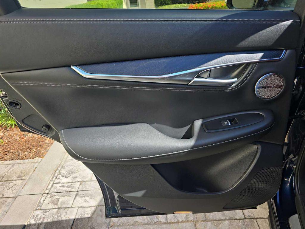 used 2025 INFINITI QX55 car, priced at $43,900