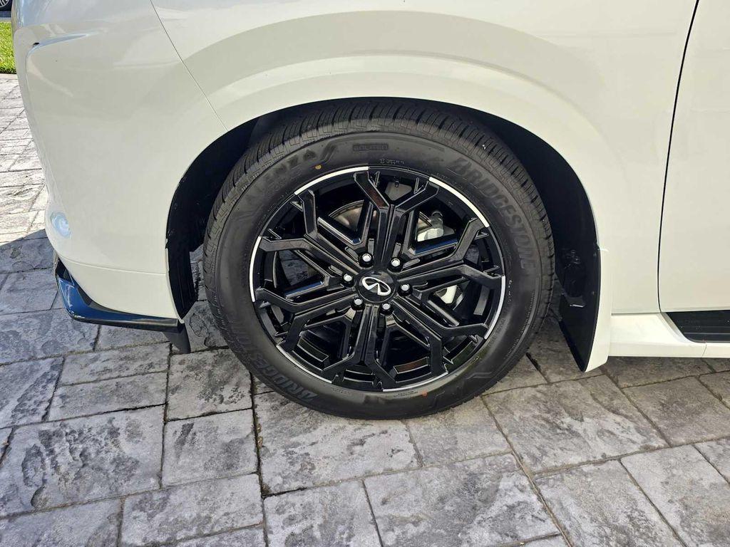 new 2026 INFINITI QX80 car, priced at $107,525