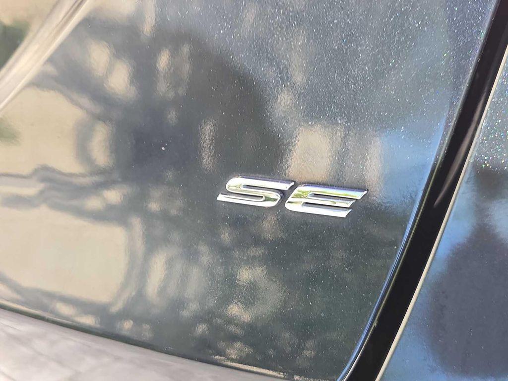 used 2014 Ford Fusion car, priced at $3,900